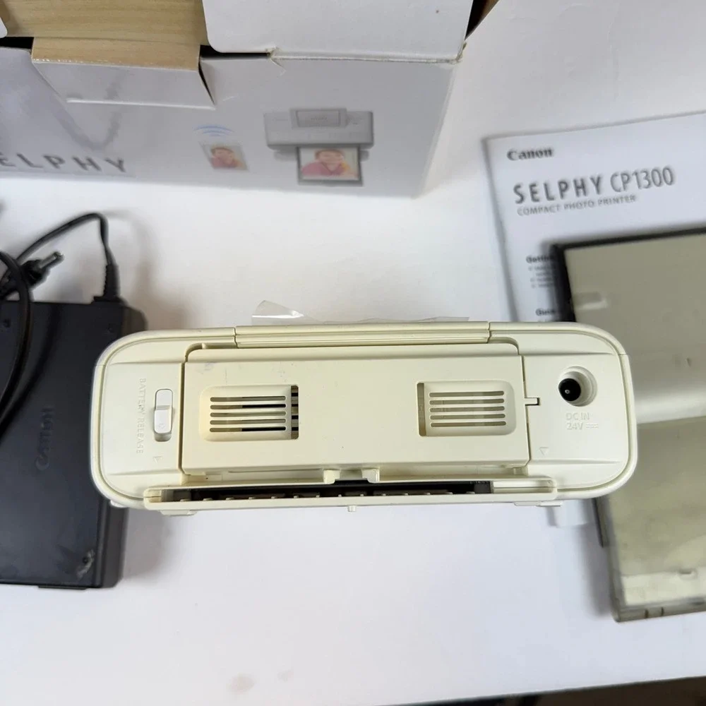 Canon SELPHY CP1300 Wireless Compact Photo Printer White for Parts Repair C-10